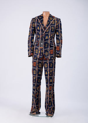 Kamsi Tcharles WXYZ suit
